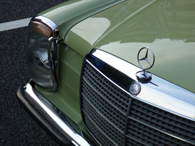 BENZ W115改 W114・・・ – ZOOM CAR COLLECTION BLOG