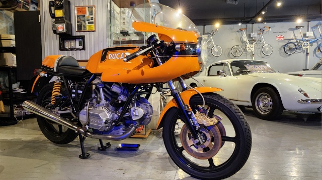DUCATI – ZOOM CAR COLLECTION BLOG